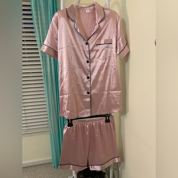 Womens Silk Satin Pajamas - Picture 3 of 7